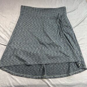 The North Face Women's Cypress Skirt Size Large NWT Pull on Skirt